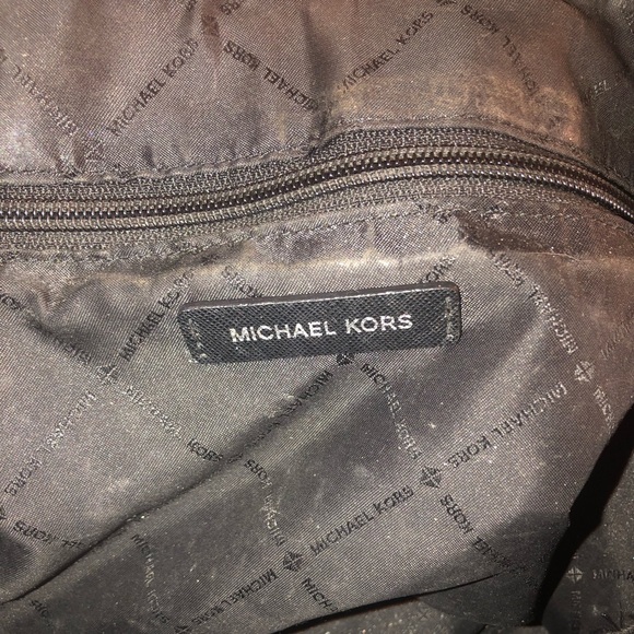 Authentic Michael Kors Purse - Picture 3 of 4
